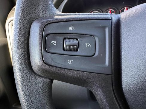 Used 2020 Chevrolet Silverado 1500 Custom w/ Custom Value Package AWD/4WD image 17