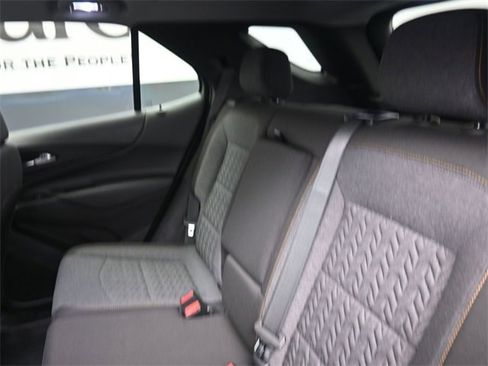 Used 2024 Chevrolet Equinox LT image 20