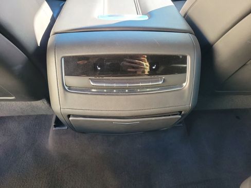 Used 2023 Cadillac Escalade Sport image 11