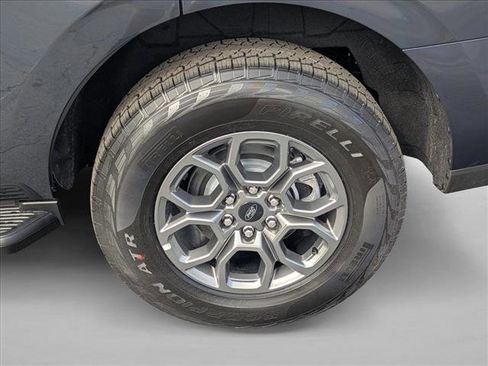 New 2025 Ford Expedition Active image 9