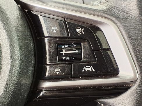 Used 2018 Subaru Outback 2.5i Limited AWD/4WD image 19