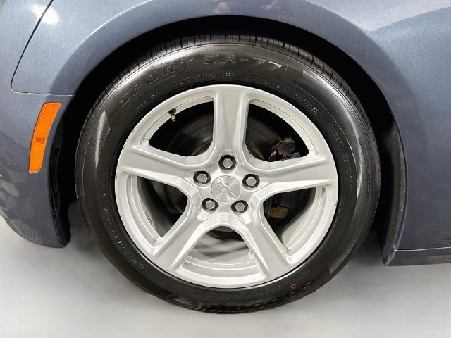 Used 2020 Chevrolet Camaro LT RWD image 35
