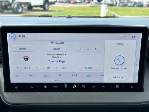 New 2025 Ford Maverick XLT w/ XLT Luxury Package image 12