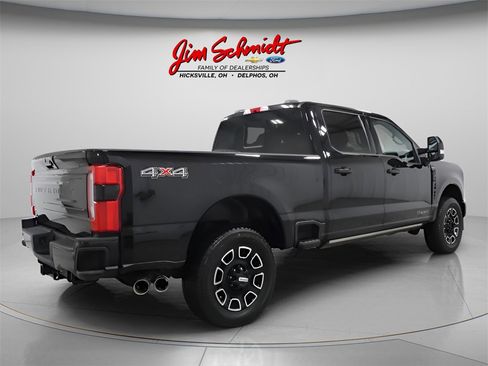 Used 2025 Ford F250 Platinum image 3