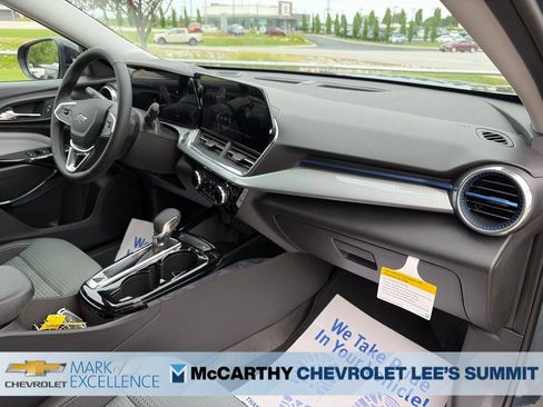 New 2026 Chevrolet Trax LT w/ Driver Confidence Package FWD image 29