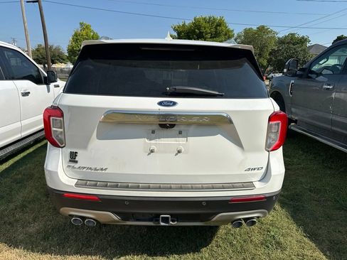 Used 2022 Ford Explorer Platinum w/ Equipment Group 601A AWD/4WD image 5