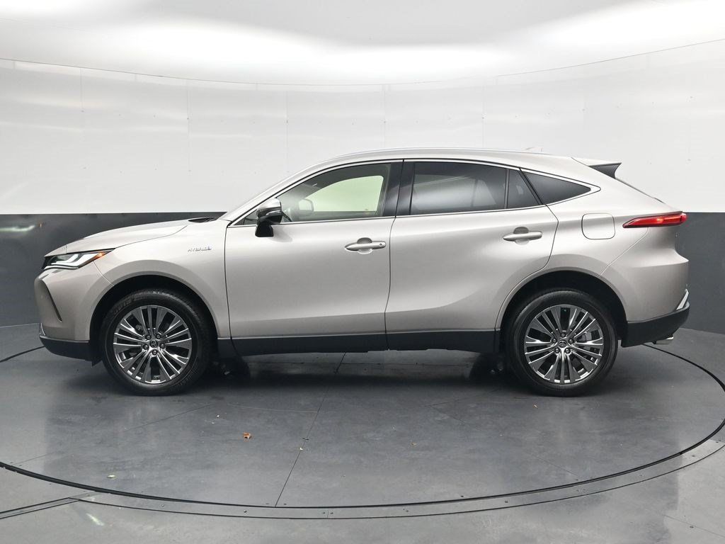 Used 2021 Toyota Venza XLE w/ Softex Package AWD/4WD image 7