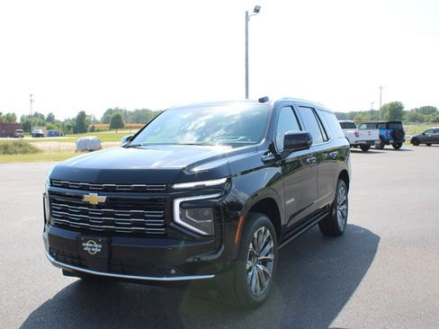 New 2026 Chevrolet Tahoe High Country AWD/4WD image 4