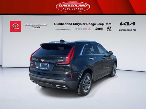 Used 2024 Cadillac XT4 Premium Luxury image 7