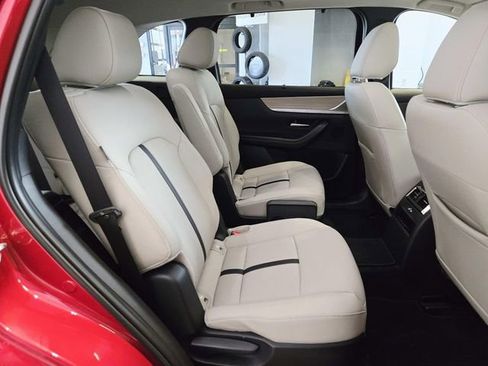 Certified 2025 MAZDA CX-90 3.3 Turbo w/ Preferred Package image 14