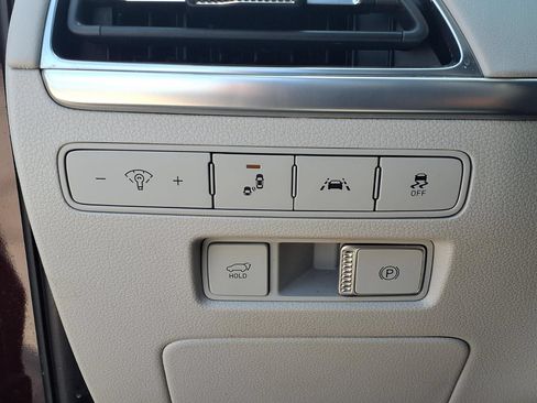 Used 2022 Hyundai Palisade Limited FWD image 8