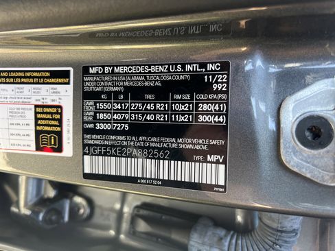 Used 2023 Mercedes-Benz GLS 450 4MATIC image 37