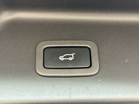 Used 2014 Land Rover Range Rover Autobiography image 14