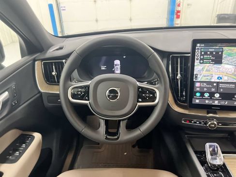 Used 2026 Volvo XC60 B5 Plus AWD/4WD image 11