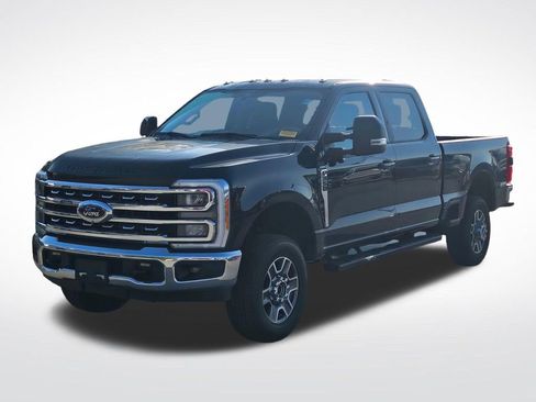 Used 2023 Ford F350 Lariat w/ Snow Plow Prep Package AWD/4WD image 2