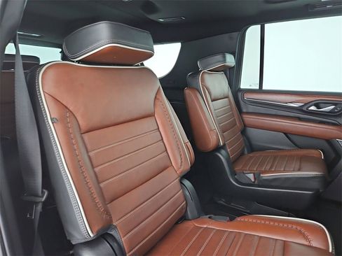 Used 2024 GMC Yukon XL Denali Ultimate image 34