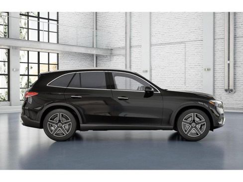 New 2027 Mercedes-Benz GLC 300 4MATIC image 2