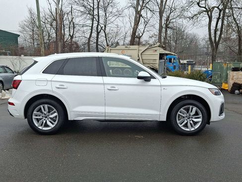 Certified 2023 Audi Q5 2.0T Premium w/ Convenience Package image 26