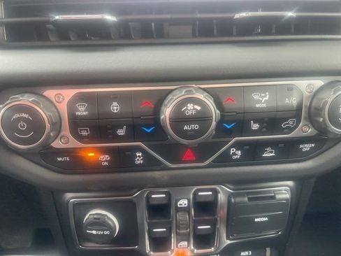 New 2025 Jeep Wrangler Unlimited Rubicon 392 AWD/4WD image 18
