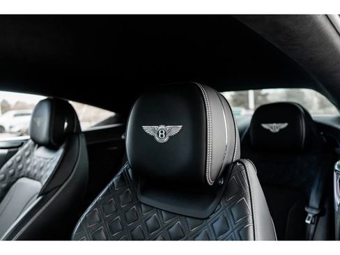 Used 2023 Bentley Continental GT V8 image 29