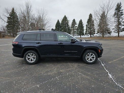 Used 2023 Jeep Grand Cherokee L Limited w/ Trailer Tow Group (B) image 7