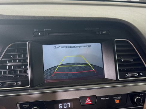 Used 2017 Hyundai Sonata Sport 2.0T w/ Winter Weather Package image 19