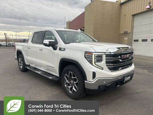 Used 2022 GMC Sierra 1500 SLT w/ SLT Premium Plus Package image 1