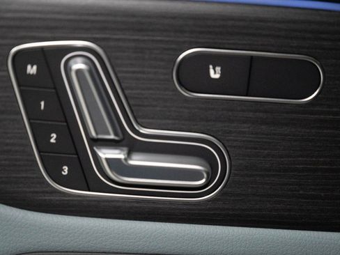 New 2026 Mercedes-Benz GLA 35 AMG 4MATIC image 19