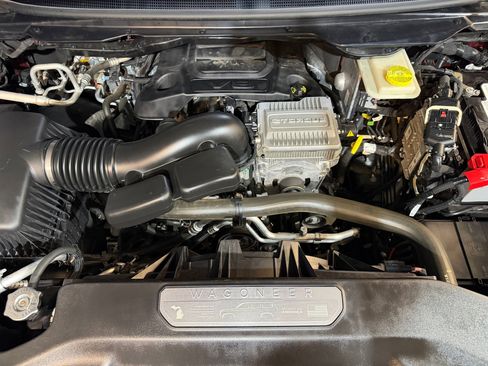 Used 2022 Jeep Wagoneer Series II w/ Premium Group I image 53