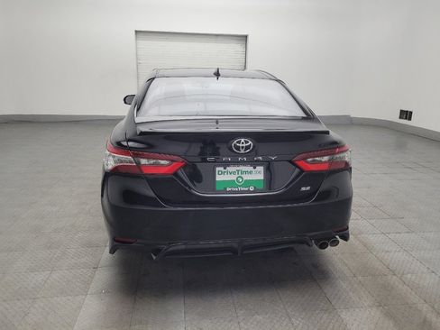 Used 2021 Toyota Camry SE FWD image 6