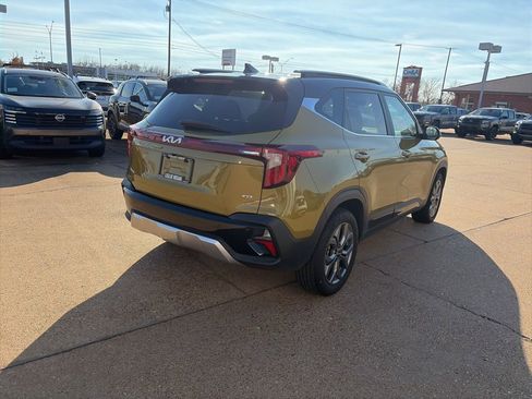 Used 2024 Kia Seltos S image 4