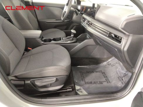 Used 2025 Kia K4 FWD image 28