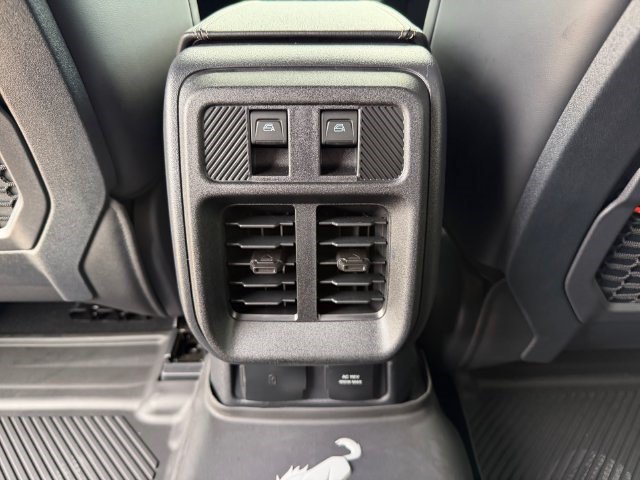 Used 2026 Ford Bronco Raptor AWD/4WD image 19