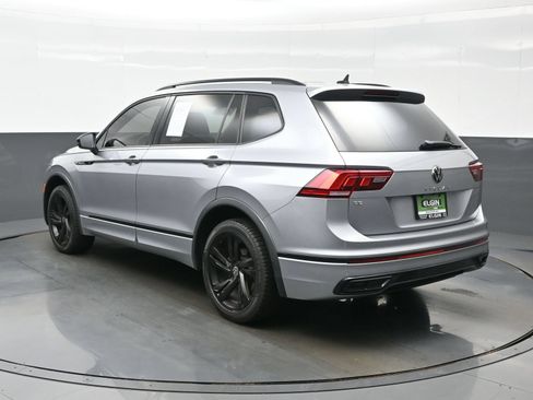 Used 2023 Volkswagen Tiguan SE R-Line FWD image 5