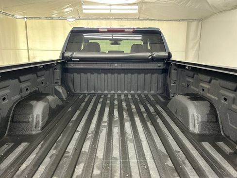 Used 2021 GMC Sierra 1500 SLE w/ X31 Off-Road Package AWD/4WD image 21