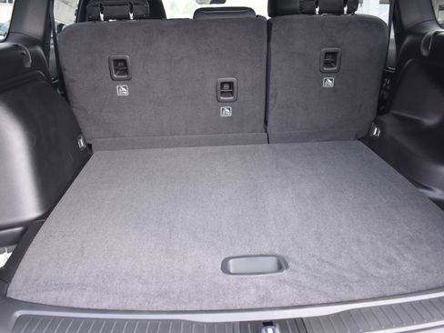 New 2026 Jeep Grand Cherokee Laredo X RWD image 32