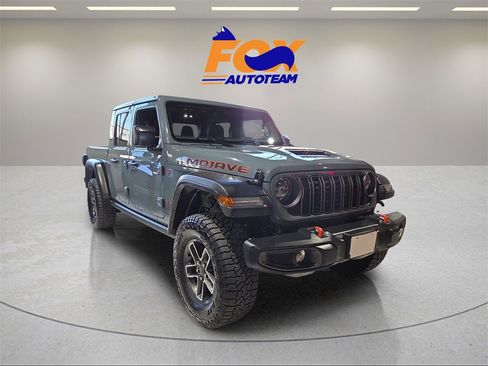 Used 2025 Jeep Gladiator Mojave image 6