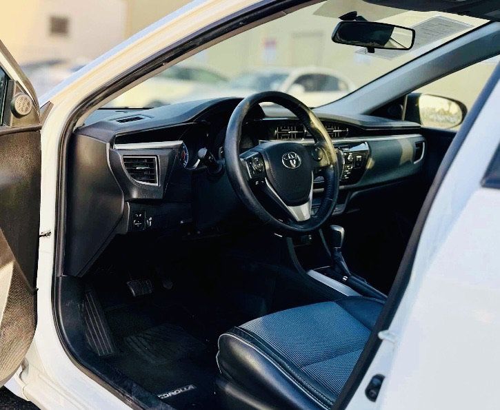 Used 2015 Toyota Corolla S FWD image 11