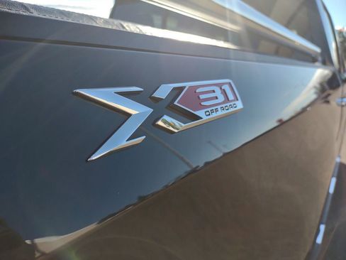 Used 2021 GMC Sierra 1500 SLT w/ SLT Premium Package image 33