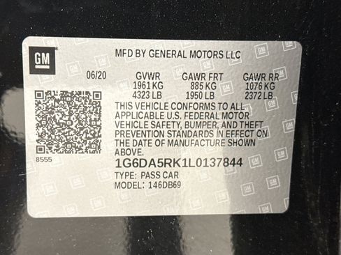 Used 2020 Cadillac CT4 Luxury w/ Cold Weather Package image 11