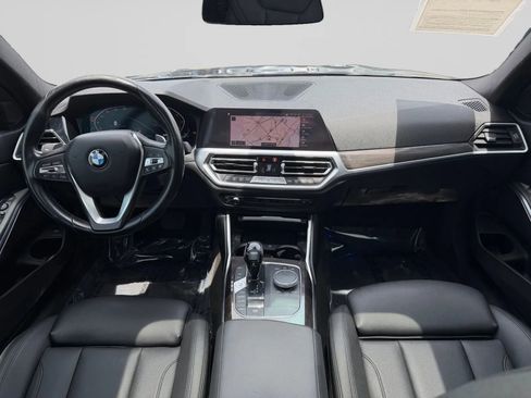 Used 2019 BMW 330i Sedan w/ Convenience Package RWD image 19