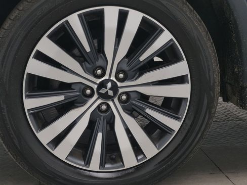 Used 2019 Mitsubishi Outlander GT AWD/4WD image 31