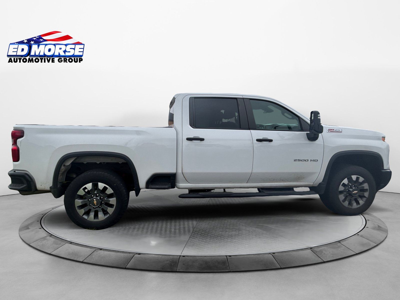 Used 2024 Chevrolet Silverado 2500 Custom w/ Custom Value Package AWD/4WD image 6