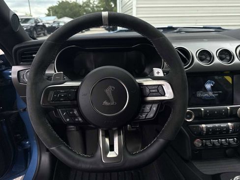 Used 2021 Ford Mustang Shelby GT500 w/ Technology Package RWD image 20