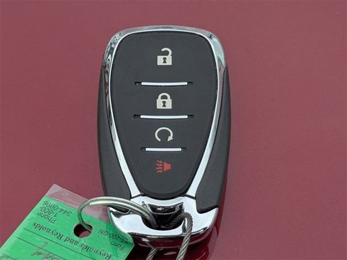 Certified 2025 Chevrolet Trax LT image 33