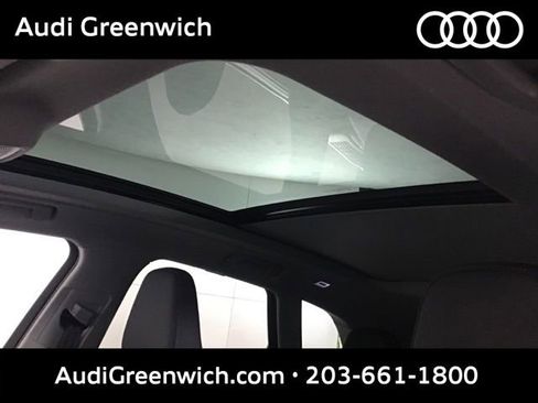 Used 2025 Audi Q5 Premium Plus w/ Premium Plus AWD/4WD image 14