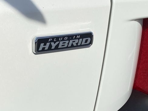 New 2026 Ford Escape SE w/ PHEV Premium Package image 33