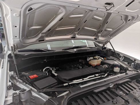 Used 2021 Chevrolet Silverado 1500 Custom w/ LPO, Dark Essentials Package image 17