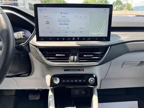 Used 2023 Ford Escape Platinum w/ Premium Technology Package image 12