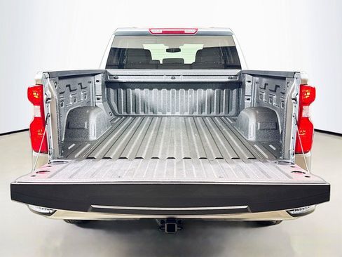 Used 2023 Chevrolet Silverado 1500 Custom AWD/4WD image 23